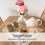 Gisela Und Franz - Fuer Sonnenuntergangfans - 180 Grad Meerblick - Saisonstrandkorb Inkl Von Mai-sept Am Naturstrand In 450 M - 3 Einzelbetten - Kueche Mit Spuelmaschine - Wlan - Spiele Und Buecher - Baecker Restaurants Indoorspielplatz Heiligenhafen